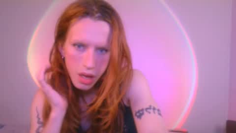 Snapshot of thedollxxxperience chatting on January 2, 9:28 pm Yolanda online show from January 2, 9:28 pm