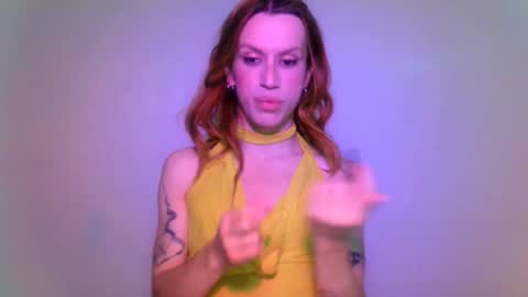 Snapshot of thedollxxxperience chatting on February 2, 8:19 pm Yolanda online show from February 2, 8:19 pm