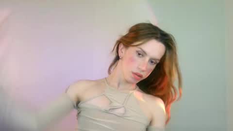 Snapshot of thedollxxxperience chatting on March 8, 7:20 pm Yolanda online show from March 8, 7:20 pm
