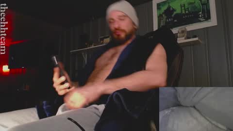 Snapshot of theehhteam chatting on March 10, 1:56 am H online show from March 10, 1:56 am
