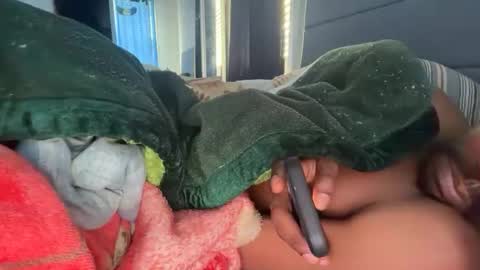 theeshooterr online show from February 2, 3:52 pm