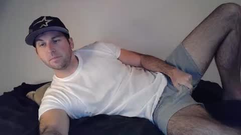 Theetwohander online show from November 5, 3:19 am