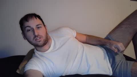 Snapshot of theetwohander chatting on February 23, 9:22 am Theetwohander online show from February 23, 9:22 am