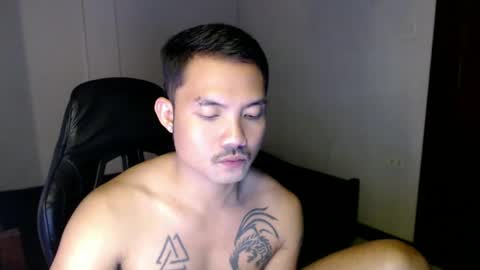 Snapshot of thefriskyasian chatting on January 9, 4:49 pm Jaycee online show from January 9, 4:49 pm