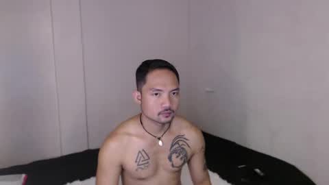 Snapshot of thefriskyasian chatting on December 4, 8:50 am Jaycee online show from December 4, 8:50 am