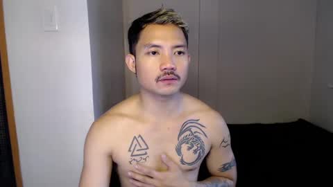 Snapshot of thefriskyasian chatting on February 16, 5:15 am Jaycee online show from February 16, 5:15 am