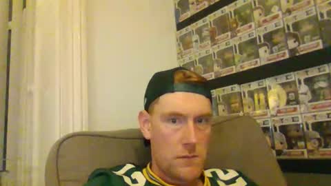 Snapshot of thegingerjim chatting on October 19, 10:47 pm thegingerjim online show from October 19, 10:47 pm