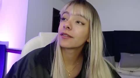 Peyton online show from February 26, 3:32 am