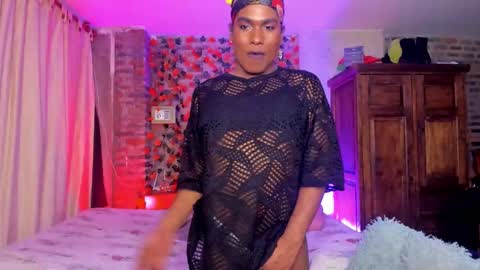 Goldie online show from November 7, 7:22 am