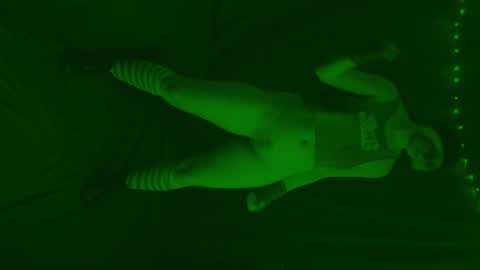 thehungmantis online show from December 12, 2:26 am