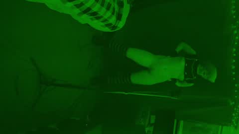 thehungmantis online show from February 7, 9:15 pm