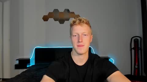 thejacob_d online show from December 5, 5:55 pm