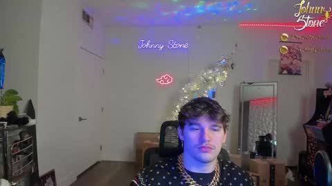 Snapshot of thejohnnystone chatting on December 26, 1:07 am Johnny Stone online show from December 26, 1:07 am