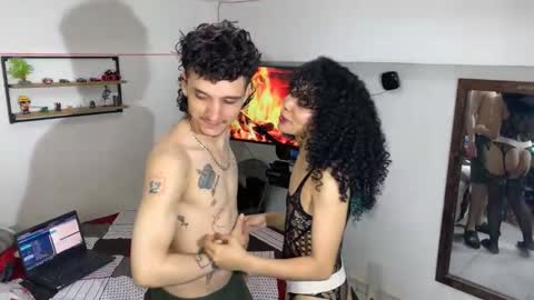 theking11220 online show from December 15, 7:15 am