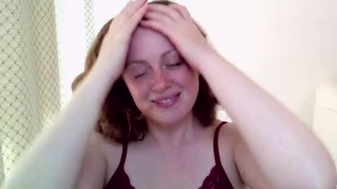 Ella online show from May 3, 8:20 am