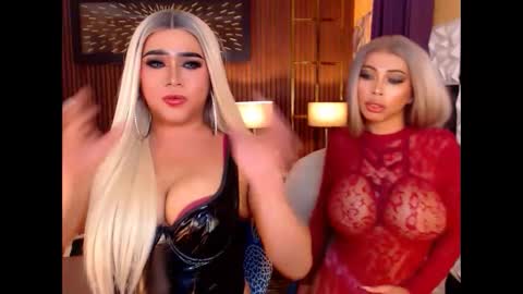 Paula online show from May 8, 9:42 pm