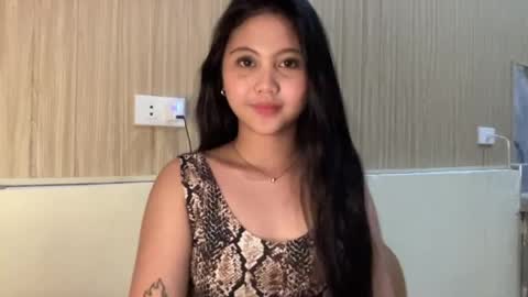 thelifeof_kiara online show from July 11, 5:27 pm
