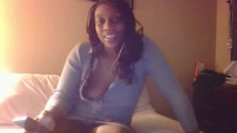 Snapshot of thenaturalgoddess chatting on January 20, 1:18 am TheNaturalGoddess online show from January 20, 1:18 am