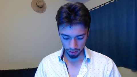 Theo online show from November 13, 7:49 pm