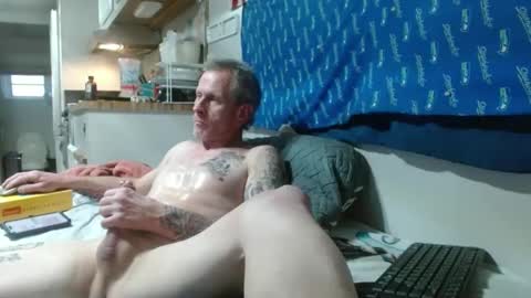 Snapshot of theoneyouwant2fuck chatting on January 11, 11:35 pm theoneyouwanttwofuck online show from January 11, 11:35 pm