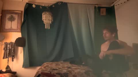 theonlyboi43ver online show from December 6, 8:43 am