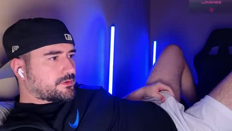 Theo Ravi online show from March 23, 3:44 am