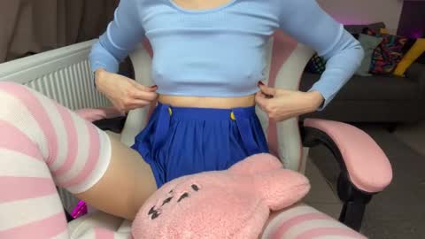 theothergirl online show from February 24, 10:46 pm