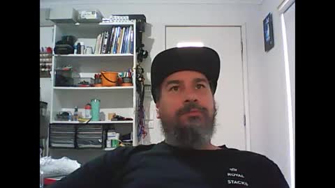 aussiebeard online show from February 24, 12:24 am