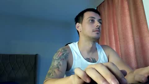 Snapshot of thepoorbatman chatting on September 15, 9:44 am thepoorbatman online show from September 15, 9:44 am