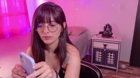 Amy online show from October 28, 5:47 pm