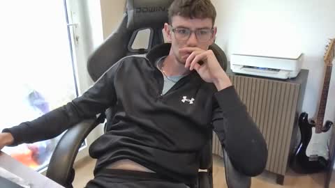 Calvin Steel online show from October 7, 12:01 pm