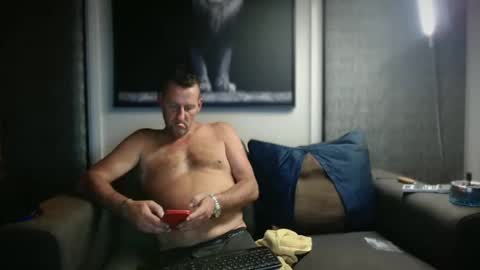 therealkurva4u online show from February 3, 6:39 pm