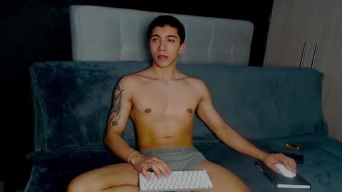 thesaint_xxx online show from September 9, 5:07 am