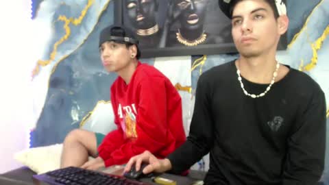 David y Daniel online show from July 21, 5:20 am