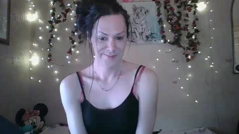 sillymillie0 online show from February 20, 1:19 pm