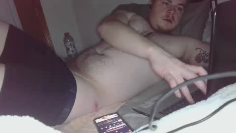 theskeetr27 online show from December 24, 8:55 am