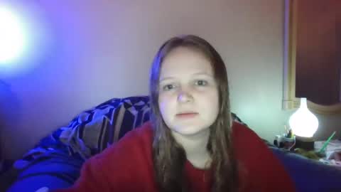 thestrawberrycreme online show from December 4, 5:16 pm