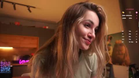 Mia online show from October 1, 3:22 pm