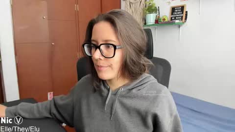 Nicole online show from September 24, 1:40 pm