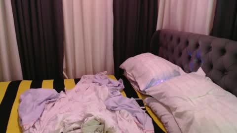 Snapshot of thewariorofsex chatting on December 4, 6:05 am hairy me online show from December 4, 6:05 am