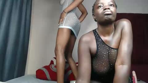 thewetpie online show from October 2, 2:32 am