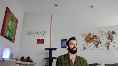 Snapshot of thewitcher69_ chatting on September 12, 4:31 pm thewitcher69_ online show from September 12, 4:31 pm