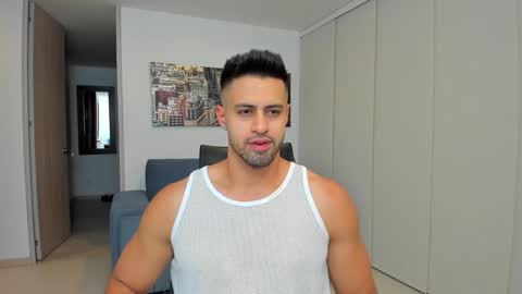 thiago_driussi online show from February 4, 2:28 am