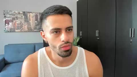 thiago_driussi online show from October 12, 2:31 pm