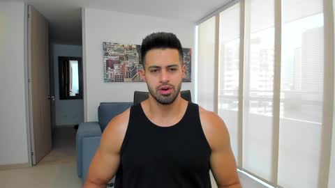 thiago_driussi online show from February 2, 3:39 pm