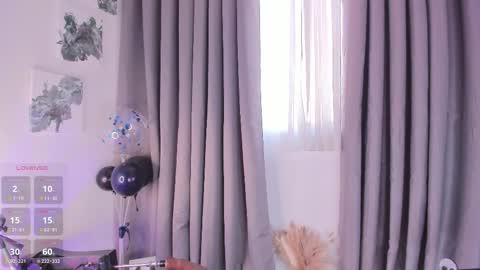 SanThiago online show from February 20, 7:05 pm