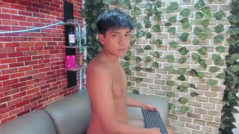 thiago online show from March 21, 1:05 pm