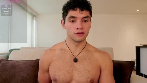Just Thiago  online show from May 12, 4:49 pm