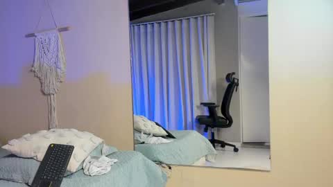 THIAGO online show from April 16, 8:09 pm