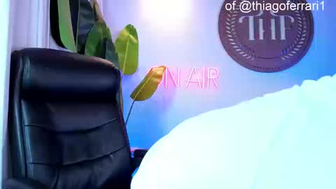 thiago online show from September 25, 12:28 am